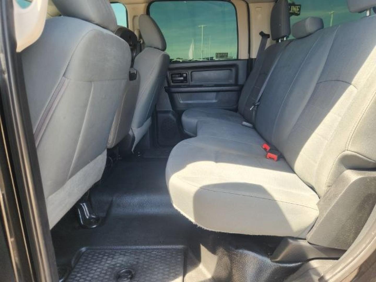 2018 BLACK /CLOTH Ram 3500 TRADESMAN (3C63RRGL4JG) with an 6.7L engine, AUTOMATIC transmission, located at 1235 N Woodruff Ave., Idaho Falls, 83401, (208) 523-1053, 43.507172, -112.000488 - Photo#13