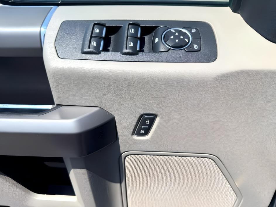 2020 BLACK /Medium Earth Gray Ford F-150 XLT (1FTFW1E49LF) with an EcoBoost 3.5L V-6 port/direct injection engine, AUTOMATIC transmission, located at 1235 N Woodruff Ave., Idaho Falls, 83401, (208) 523-1053, 43.507172, -112.000488 - Full size truck strength and everyday usability come together in this 2020 Ford F-150 SuperCrew 4x4 equipped with a 3.5L EcoBoost V6 engine. Turbocharged power and four wheel drive capability give this F-150 the flexibility needed for towing, hauling, and handling changing road conditions throughout- Photo#22