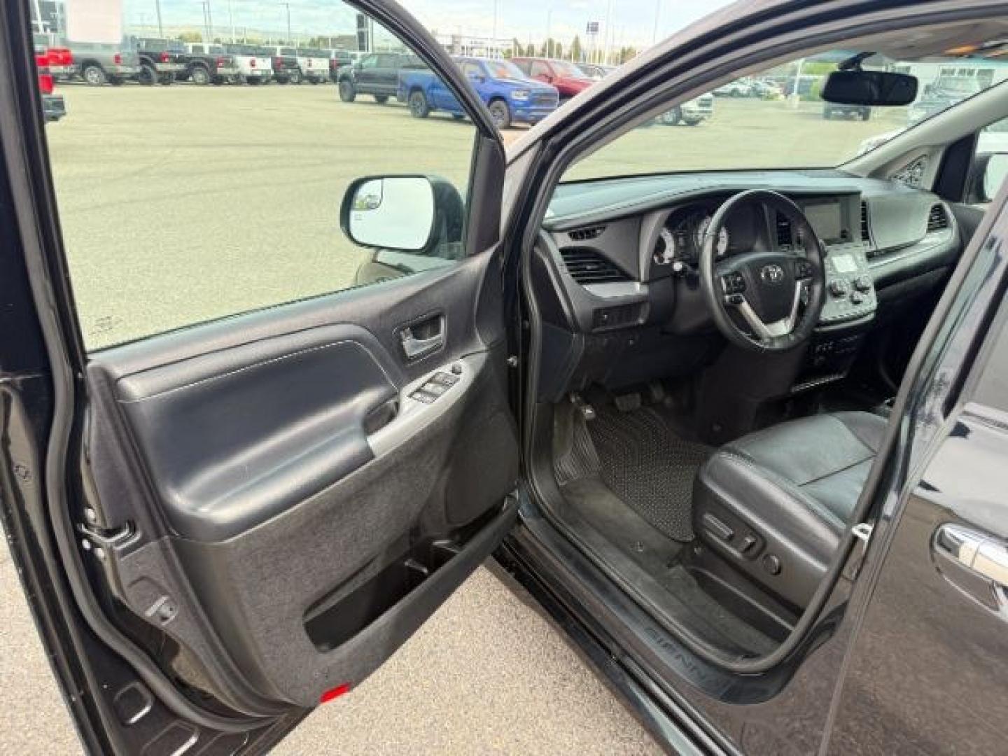 2017 BLACK /Black Toyota Sienna (5TDXZ3DC5HS) with an 35L V-6 portdirect injection engine, Automatic transmission, located at 1175 N Woodruff Ave, Idaho Falls, ID, 83401, 43.506901, -111.999657 - At Timberline Auto, finding a great deal on your next vehicle is always easy! Our experienced sales staff goal is to help find you the right vehicle at the right price! Our knowledgeable finance department has options for almost any credit score. We offer extended service contract options to prot - Photo#41
