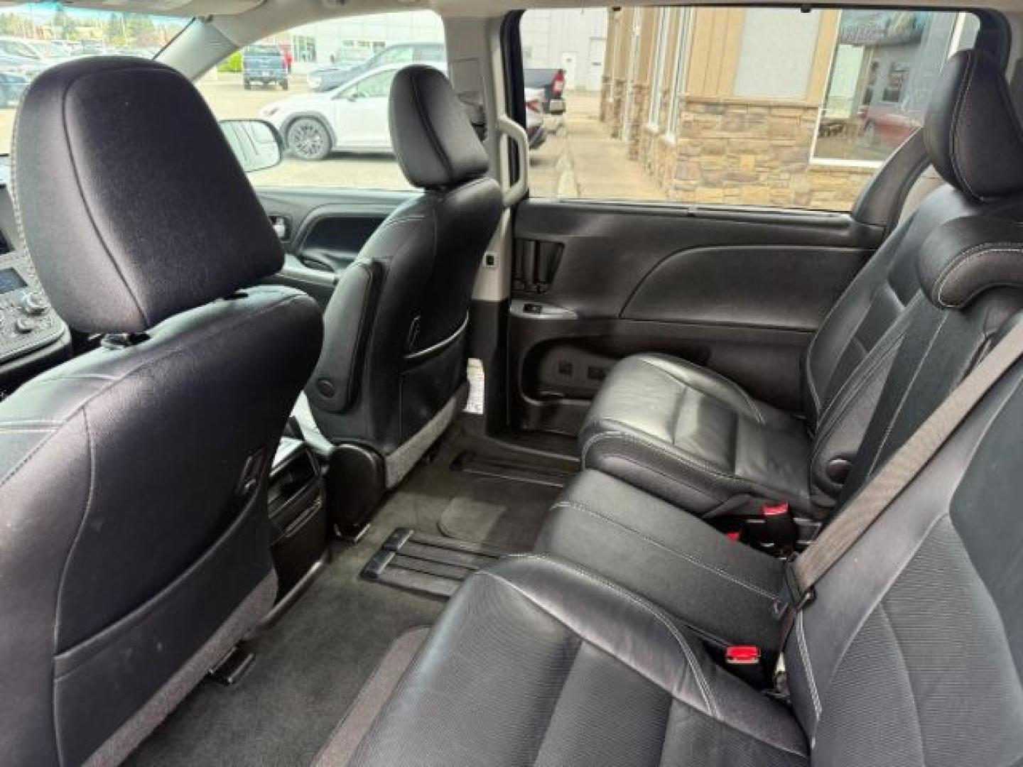 2017 BLACK /Black Toyota Sienna (5TDXZ3DC5HS) with an 35L V-6 portdirect injection engine, Automatic transmission, located at 1175 N Woodruff Ave, Idaho Falls, ID, 83401, 43.506901, -111.999657 - At Timberline Auto, finding a great deal on your next vehicle is always easy! Our experienced sales staff goal is to help find you the right vehicle at the right price! Our knowledgeable finance department has options for almost any credit score. We offer extended service contract options to prot - Photo#54
