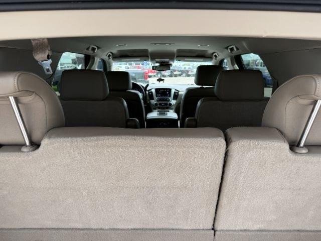 2016 WHITE /LEATHER GMC Yukon SLT (1GKS2BKC6GR) with an 5.3L V8 VORTEC engine, AUTOMATIC transmission, located at 1235 N Woodruff Ave., Idaho Falls, 83401, (208) 523-1053, 43.507172, -112.000488 - At Timberline Auto, finding a great deal on your next vehicle is always easy! Our experienced sales staff goal is to help find you the right vehicle at the right price! Our knowledgeable finance department has options for almost any credit score. We offer extended service contract options to prot- Photo#38