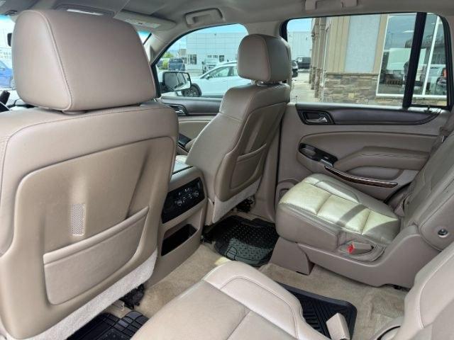 2016 WHITE /LEATHER GMC Yukon SLT (1GKS2BKC6GR) with an 5.3L V8 VORTEC engine, AUTOMATIC transmission, located at 1235 N Woodruff Ave., Idaho Falls, 83401, (208) 523-1053, 43.507172, -112.000488 - At Timberline Auto, finding a great deal on your next vehicle is always easy! Our experienced sales staff goal is to help find you the right vehicle at the right price! Our knowledgeable finance department has options for almost any credit score. We offer extended service contract options to prot- Photo#60