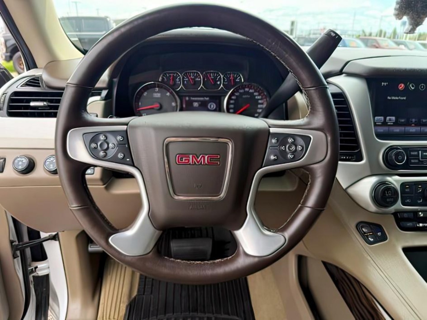 2016 WHITE /LEATHER GMC Yukon (1GKS2BKC6GR) with an 53L V8 VORTEC engine, Automatic transmission, located at 1175 N Woodruff Ave, Idaho Falls, ID, 83401, 43.506901, -111.999657 - At Timberline Auto, finding a great deal on your next vehicle is always easy! Our experienced sales staff goal is to help find you the right vehicle at the right price! Our knowledgeable finance department has options for almost any credit score. We offer extended service contract options to prot - Photo#17