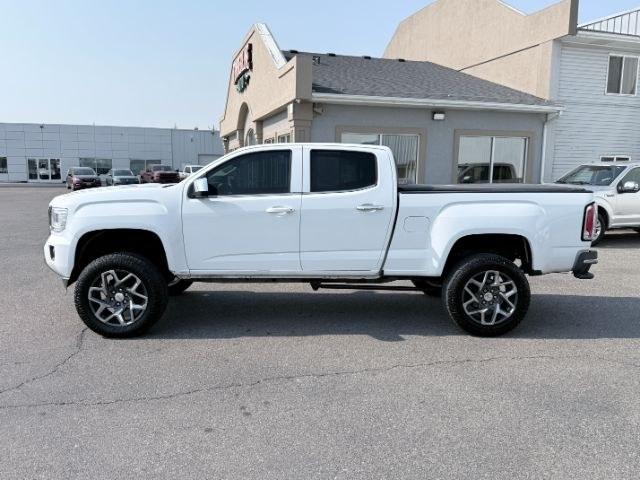 2017 WHITE /Jet Black GMC Canyon (1GTP6DE17H1) with an Duramax 28L I-4 diesel direct injection engine, Automatic transmission, located at 1175 N Woodruff Ave, Idaho Falls, ID, 83401, 43.506901, -111.999657 - Power meets efficiency with this 2017 GMC Canyon equipped with the proven 2.8L Duramax turbo-diesel engine and dependable 4WD system. Its Extended Cab configuration provides extra interior space while maintaining the maneuverability that makes a midsize pickup easy to drive every day. Whether you're- Photo#27