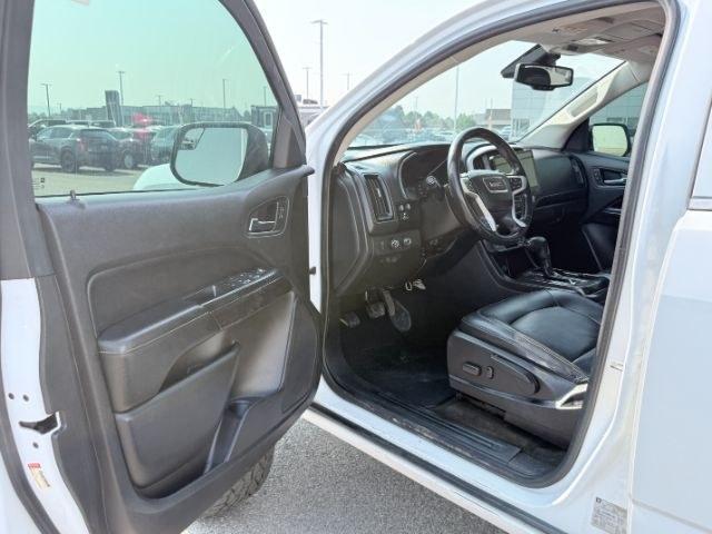 2017 WHITE /Jet Black GMC Canyon (1GTP6DE17H1) with an Duramax 28L I-4 diesel direct injection engine, Automatic transmission, located at 1175 N Woodruff Ave, Idaho Falls, ID, 83401, 43.506901, -111.999657 - Power meets efficiency with this 2017 GMC Canyon equipped with the proven 2.8L Duramax turbo-diesel engine and dependable 4WD system. Its Extended Cab configuration provides extra interior space while maintaining the maneuverability that makes a midsize pickup easy to drive every day. Whether you're- Photo#37