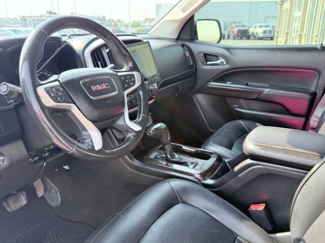 2017 WHITE /Jet Black GMC Canyon (1GTP6DE17H1) with an Duramax 28L I-4 diesel direct injection engine, Automatic transmission, located at 1175 N Woodruff Ave, Idaho Falls, ID, 83401, 43.506901, -111.999657 - Power meets efficiency with this 2017 GMC Canyon equipped with the proven 2.8L Duramax turbo-diesel engine and dependable 4WD system. Its Extended Cab configuration provides extra interior space while maintaining the maneuverability that makes a midsize pickup easy to drive every day. Whether you're- Photo#39