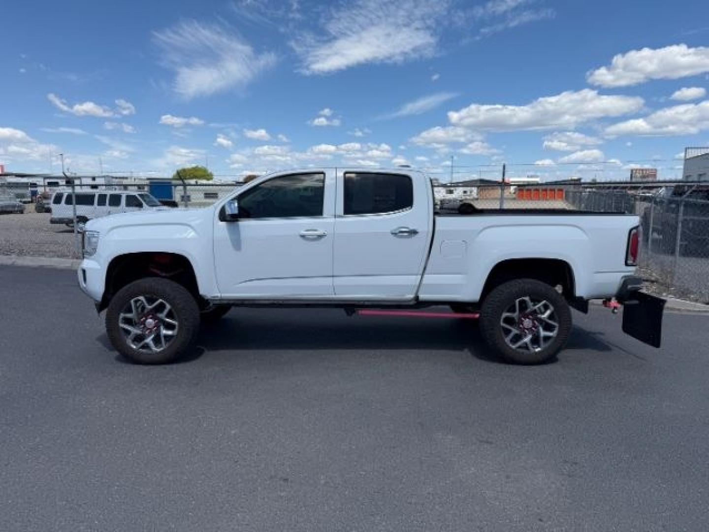 2017 WHITE /Jet Black GMC Canyon (1GTP6DE17H1) with an Duramax 28L I-4 diesel direct injection engine, Automatic transmission, located at 1175 N Woodruff Ave, Idaho Falls, ID, 83401, 43.506901, -111.999657 - At Timberline Auto, finding a great deal on your next vehicle is always easy! Our experienced sales staff goal is to help find you the right vehicle at the right price! Our knowledgeable finance department has options for almost any credit score. We offer extended service contract options to prot - Photo#1