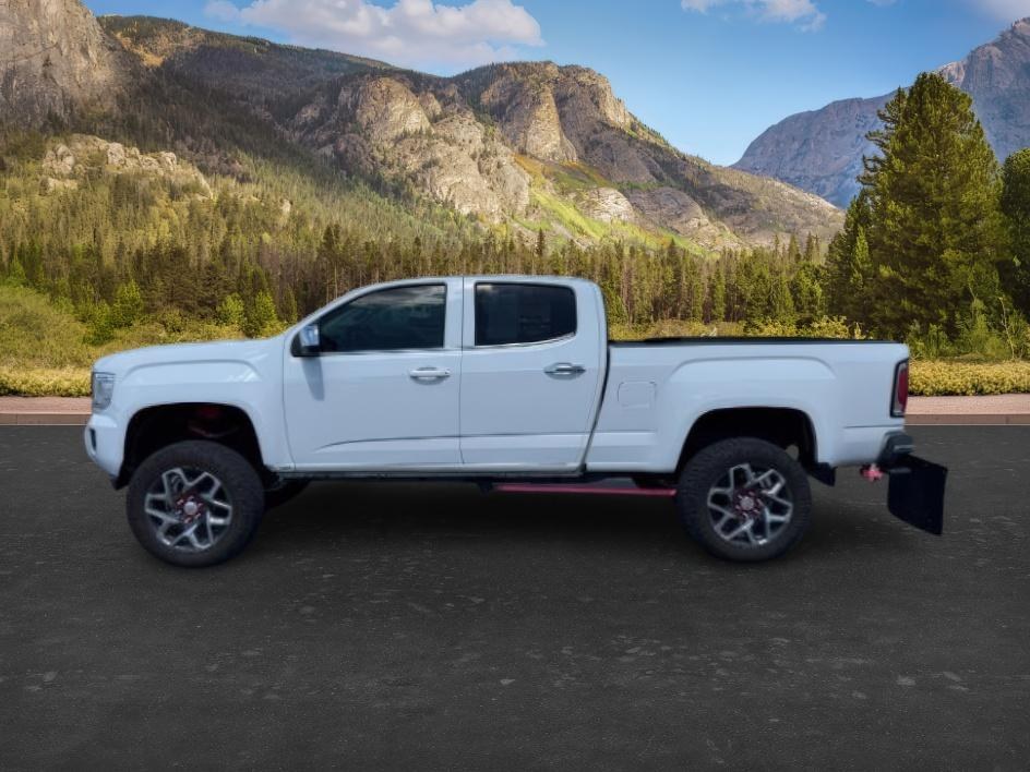 photo of 2017 GMC Canyon SLT