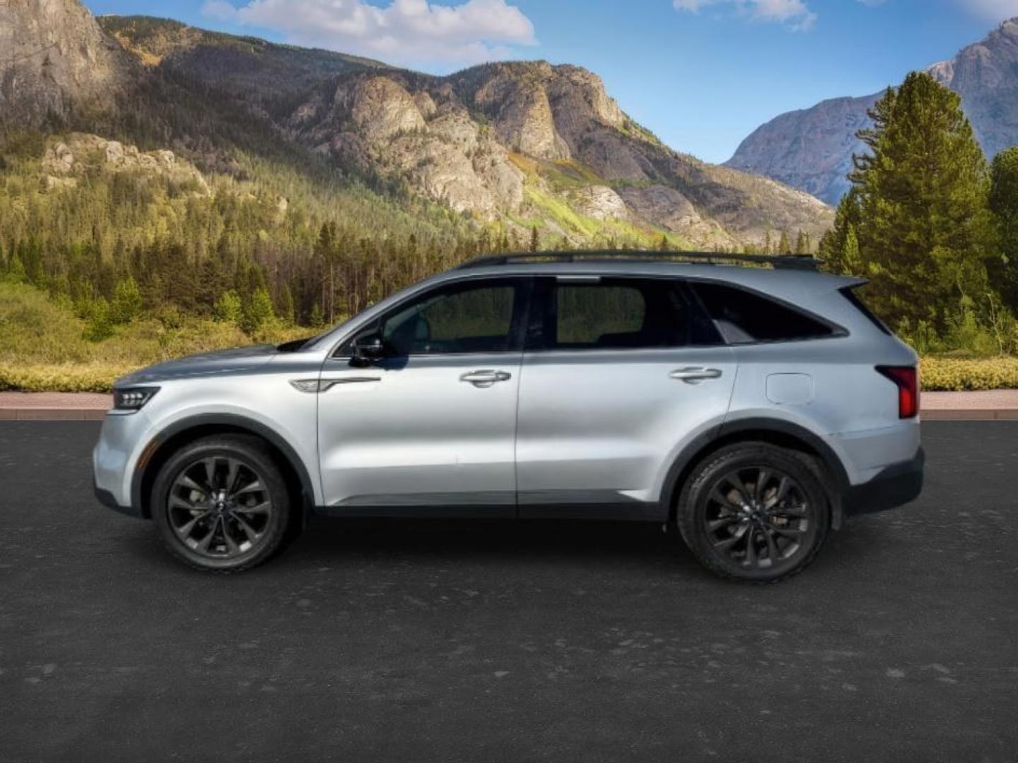 2021 SILVER /LEATHER KIA Sorento (5XYRKDLF3MG) with an 25L I4 TURBO engine, Automatic transmission, located at 1175 N Woodruff Ave, Idaho Falls, ID, 83401, 43.506901, -111.999657 - At Timberline Auto, finding a great deal on your next vehicle is always easy! Our experienced sales staff goal is to help find you the right vehicle at the right price! Our knowledgeable finance department has options for almost any credit score. We offer extended service contract options to prot - Photo#1