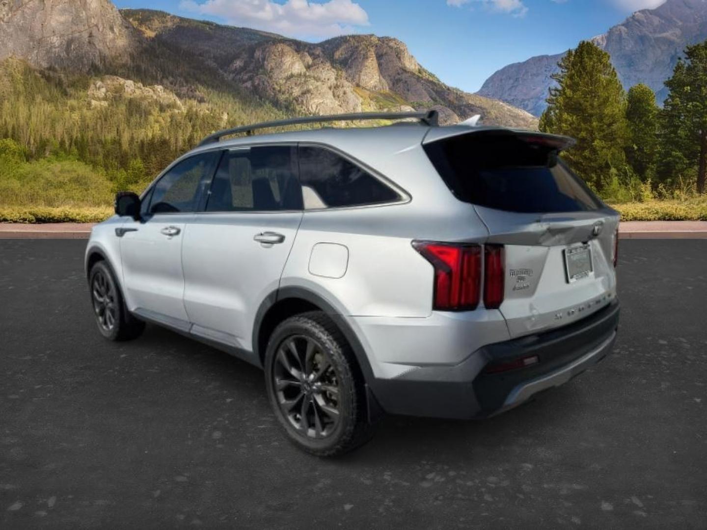 2021 SILVER /LEATHER KIA Sorento (5XYRKDLF3MG) with an 25L I4 TURBO engine, Automatic transmission, located at 1175 N Woodruff Ave, Idaho Falls, ID, 83401, 43.506901, -111.999657 - At Timberline Auto, finding a great deal on your next vehicle is always easy! Our experienced sales staff goal is to help find you the right vehicle at the right price! Our knowledgeable finance department has options for almost any credit score. We offer extended service contract options to prot - Photo#2
