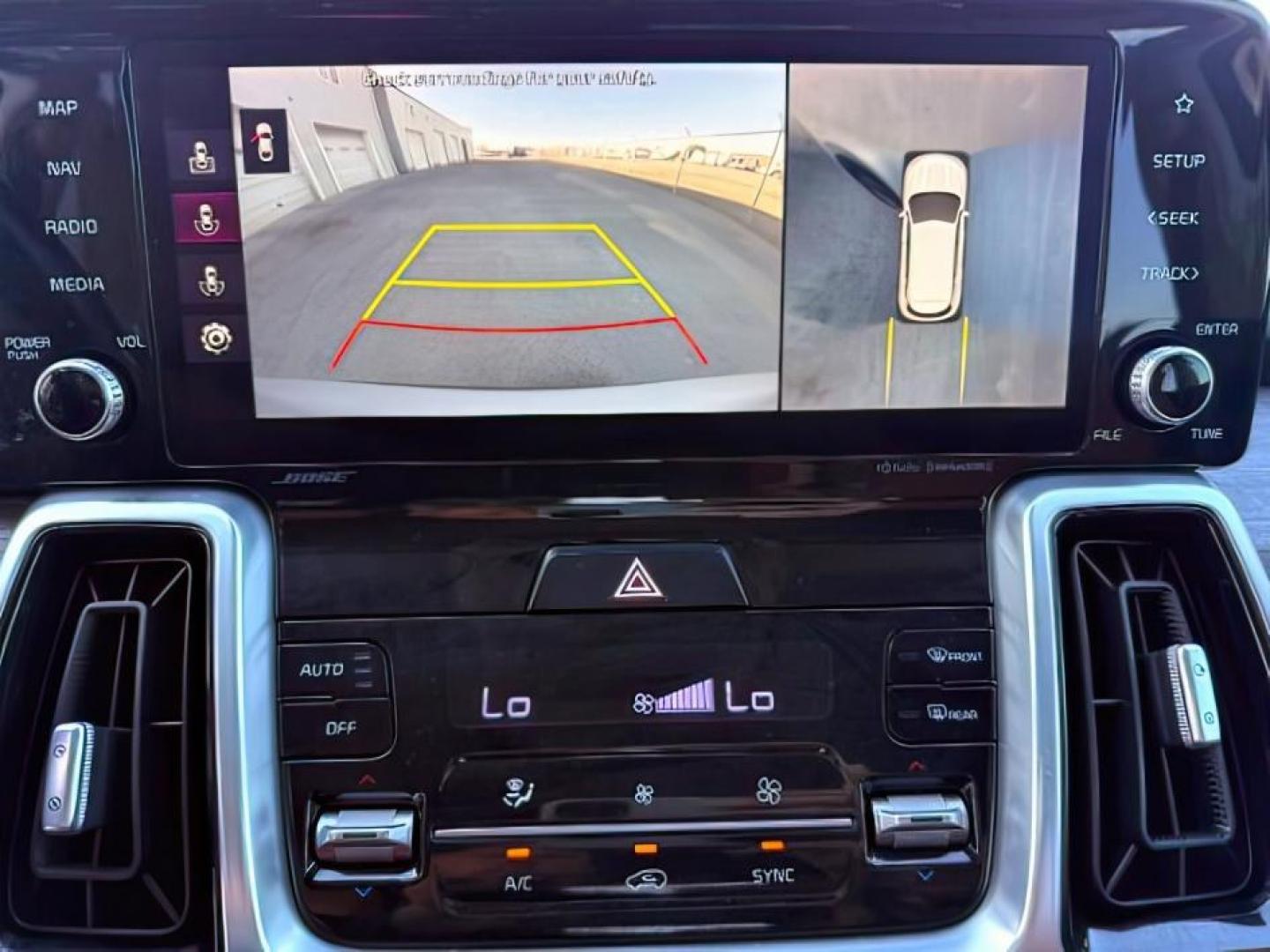 2021 SILVER /LEATHER KIA Sorento (5XYRKDLF3MG) with an 25L I4 TURBO engine, Automatic transmission, located at 1175 N Woodruff Ave, Idaho Falls, ID, 83401, 43.506901, -111.999657 - At Timberline Auto, finding a great deal on your next vehicle is always easy! Our experienced sales staff goal is to help find you the right vehicle at the right price! Our knowledgeable finance department has options for almost any credit score. We offer extended service contract options to prot - Photo#17