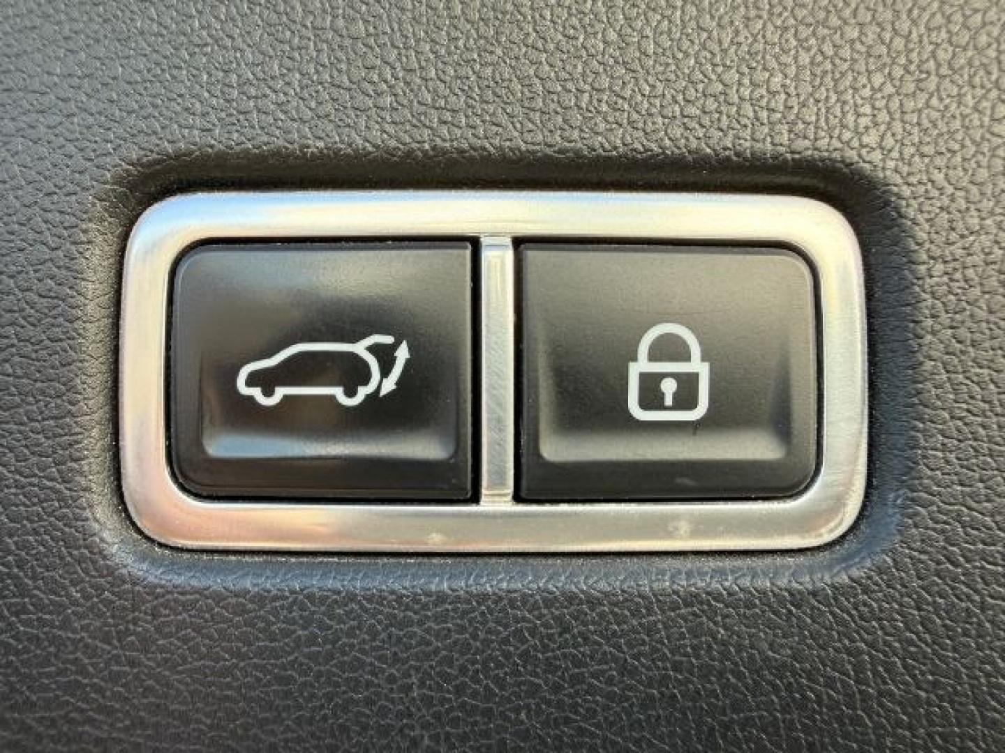 2021 SILVER /LEATHER KIA Sorento (5XYRKDLF3MG) with an 25L I4 TURBO engine, Automatic transmission, located at 1175 N Woodruff Ave, Idaho Falls, ID, 83401, 43.506901, -111.999657 - At Timberline Auto, finding a great deal on your next vehicle is always easy! Our experienced sales staff goal is to help find you the right vehicle at the right price! Our knowledgeable finance department has options for almost any credit score. We offer extended service contract options to prot - Photo#35