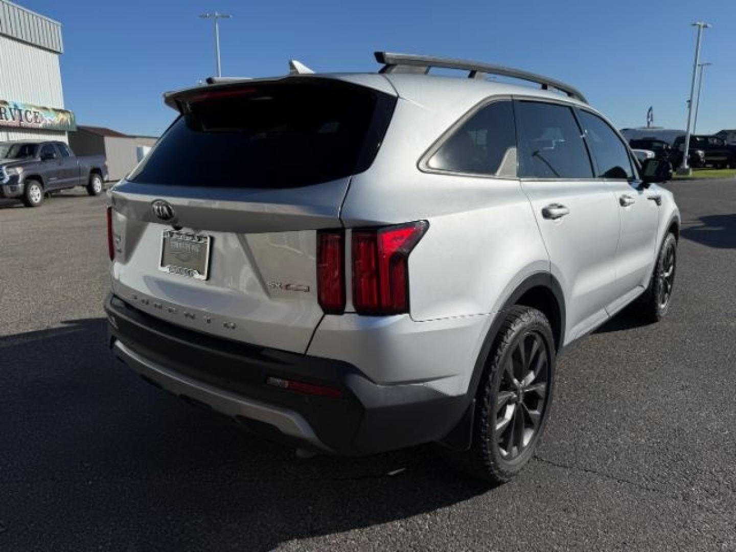2021 SILVER /LEATHER KIA Sorento (5XYRKDLF3MG) with an 25L I4 TURBO engine, Automatic transmission, located at 1175 N Woodruff Ave, Idaho Falls, ID, 83401, 43.506901, -111.999657 - At Timberline Auto, finding a great deal on your next vehicle is always easy! Our experienced sales staff goal is to help find you the right vehicle at the right price! Our knowledgeable finance department has options for almost any credit score. We offer extended service contract options to prot - Photo#37