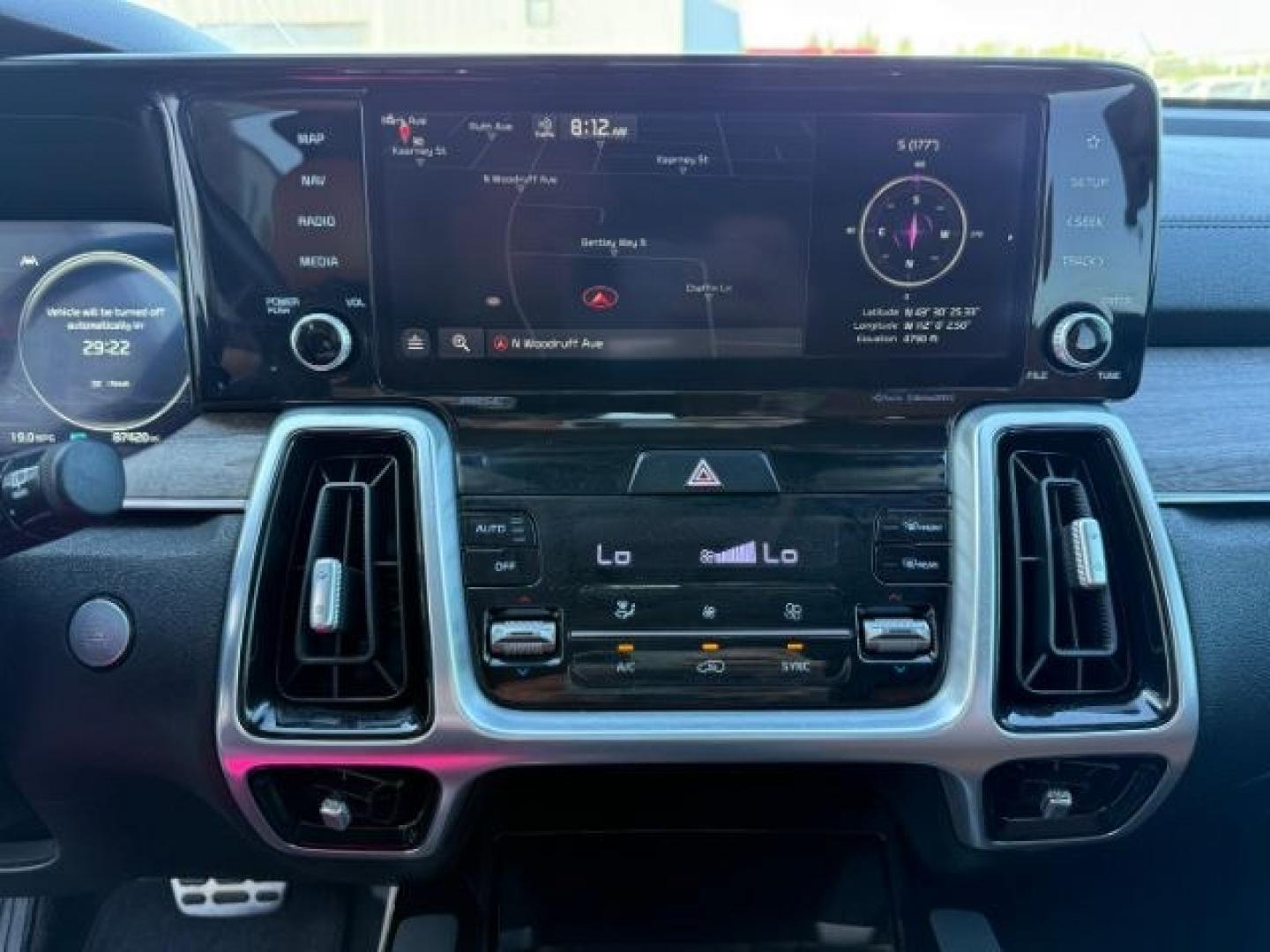 2021 SILVER /LEATHER KIA Sorento (5XYRKDLF3MG) with an 25L I4 TURBO engine, Automatic transmission, located at 1175 N Woodruff Ave, Idaho Falls, ID, 83401, 43.506901, -111.999657 - At Timberline Auto, finding a great deal on your next vehicle is always easy! Our experienced sales staff goal is to help find you the right vehicle at the right price! Our knowledgeable finance department has options for almost any credit score. We offer extended service contract options to prot - Photo#46