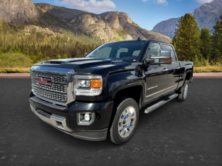 photo of 2018 GMC Sierra 2500HD Denali