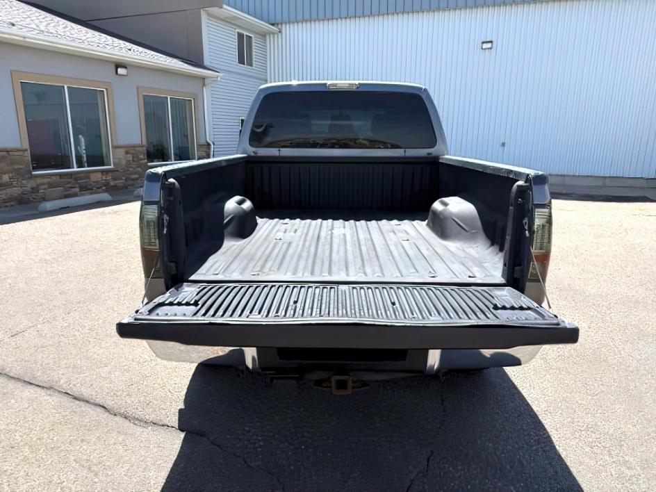 2013 GRAY /BLACK Ford F-350 (1FT8W3BTXDE) with an Powerstroke 67L V-8 diesel direct injection engine, Automatic transmission, located at 1175 N Woodruff Ave, Idaho Falls, ID, 83401, 43.506901, -111.999657 - Heavy duty strength and serious truck utility come together in this 2013 Ford F-350 Super Duty Crew Cab equipped with a 6.7L Power Stroke turbo diesel engine and four wheel drive capability. Diesel power and Super Duty engineering make this truck a strong fit for towing trailers, hauling equipment,- Photo#4