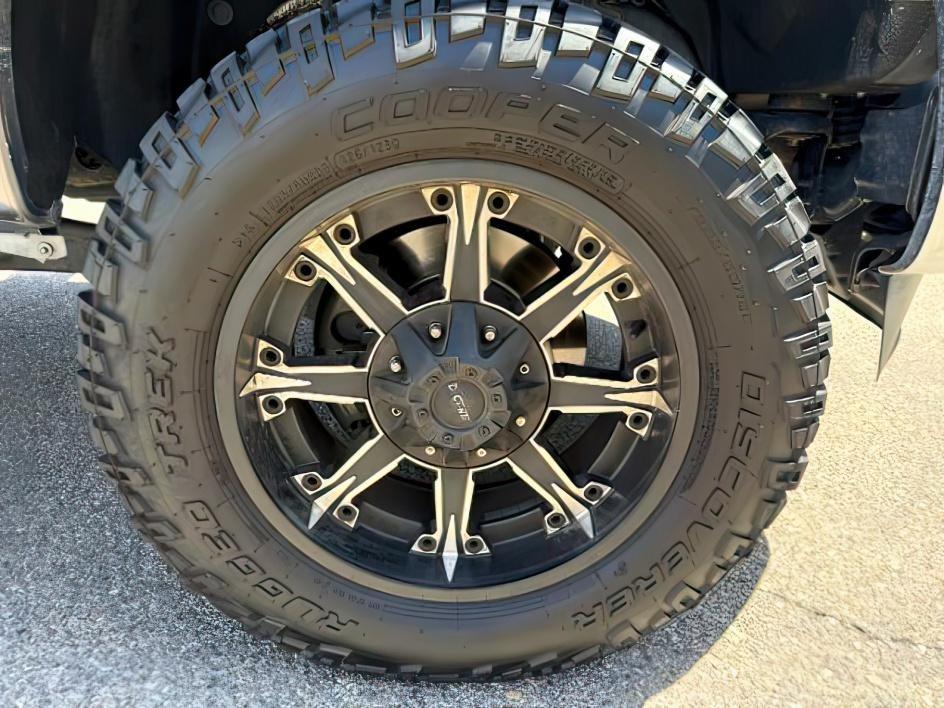 2013 GRAY /BLACK Ford F-350 (1FT8W3BTXDE) with an Powerstroke 67L V-8 diesel direct injection engine, Automatic transmission, located at 1175 N Woodruff Ave, Idaho Falls, ID, 83401, 43.506901, -111.999657 - Heavy duty strength and serious truck utility come together in this 2013 Ford F-350 Super Duty Crew Cab equipped with a 6.7L Power Stroke turbo diesel engine and four wheel drive capability. Diesel power and Super Duty engineering make this truck a strong fit for towing trailers, hauling equipment,- Photo#10