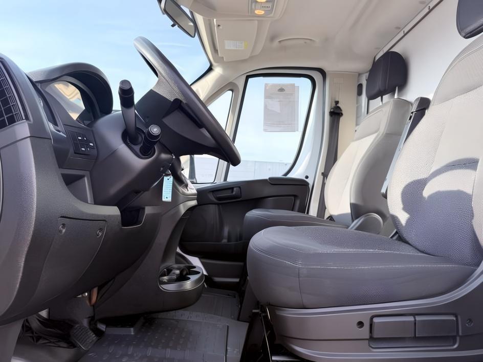2020 Bright White Clearcoat /Black Ram ProMaster 3500 Cutaway Low Roof (3C7WRVKG0LE) with an V6, 3.6L engine, 6-speed automatic transmission, located at 1175 N Woodruff Ave, Idaho Falls, ID, 83401, 43.506901, -111.999657 - <b>Vehicle Details</b><br>Discover the versatility and capability of this pre-owned 2020 Ram ProMaster 3500 Cutaway Medium 136 WB with Front-Wheel Drive, now available in Idaho Falls, ID. Built to handle demanding commercial applications, this Ram ProMaster 3500 Cutaway offers a strong foundation fo- Photo#30