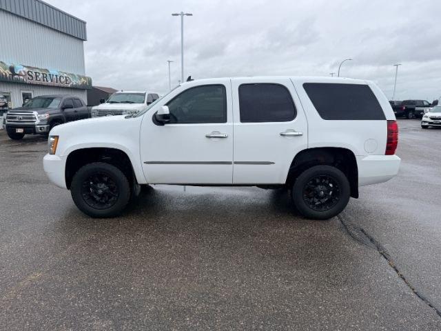 2013 WHITE /Ebony Leather Interior Chevrolet Tahoe (1GNSKBE09DR) with an 53L V8 OHV 16V FFV engine, Automatic transmission, located at 1175 N Woodruff Ave, Idaho Falls, ID, 83401, 43.506901, -111.999657 - At Timberline Auto, finding a great deal on your next vehicle is always easy! Our experienced sales staff goal is to help find you the right vehicle at the right price! Our knowledgeable finance department has options for almost any credit score. We offer extended service contract options to prot- Photo#30
