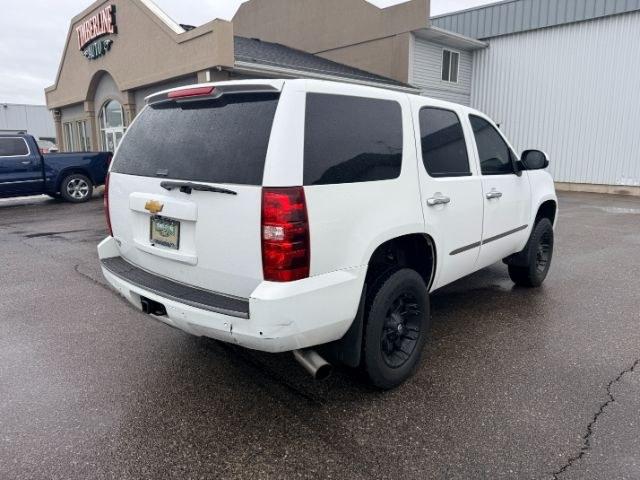 2013 WHITE /Ebony Leather Interior Chevrolet Tahoe (1GNSKBE09DR) with an 53L V8 OHV 16V FFV engine, Automatic transmission, located at 1175 N Woodruff Ave, Idaho Falls, ID, 83401, 43.506901, -111.999657 - At Timberline Auto, finding a great deal on your next vehicle is always easy! Our experienced sales staff goal is to help find you the right vehicle at the right price! Our knowledgeable finance department has options for almost any credit score. We offer extended service contract options to prot- Photo#36