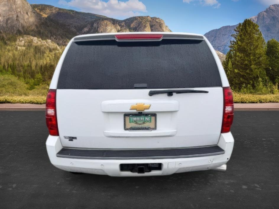 2013 WHITE /Ebony Leather Interior Chevrolet Tahoe (1GNSKBE09DR) with an 53L V8 OHV 16V FFV engine, Automatic transmission, located at 1175 N Woodruff Ave, Idaho Falls, ID, 83401, 43.506901, -111.999657 - At Timberline Auto, finding a great deal on your next vehicle is always easy! Our experienced sales staff goal is to help find you the right vehicle at the right price! Our knowledgeable finance department has options for almost any credit score. We offer extended service contract options to prot- Photo#3