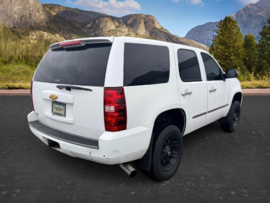 2013 WHITE /Ebony Leather Interior Chevrolet Tahoe (1GNSKBE09DR) with an 53L V8 OHV 16V FFV engine, Automatic transmission, located at 1175 N Woodruff Ave, Idaho Falls, ID, 83401, 43.506901, -111.999657 - At Timberline Auto, finding a great deal on your next vehicle is always easy! Our experienced sales staff goal is to help find you the right vehicle at the right price! Our knowledgeable finance department has options for almost any credit score. We offer extended service contract options to prot- Photo#7