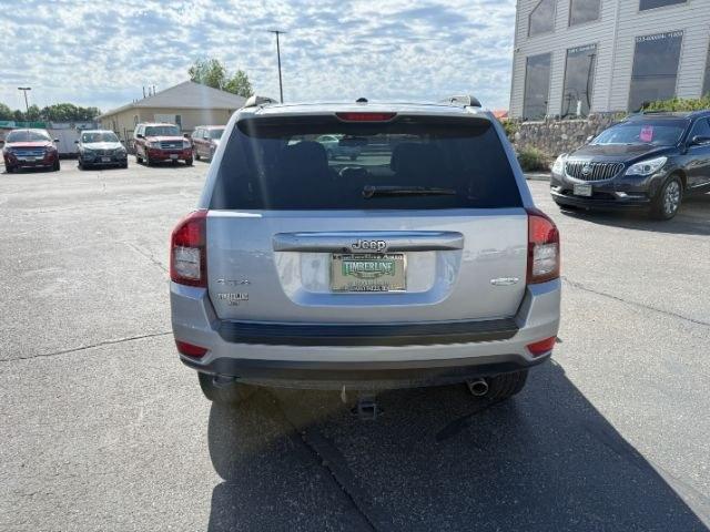2015 GRAY /Dark Slate Gray Jeep Compass Latitude (1C4NJDEB3FD) with an 2.4L I-4 DOHC engine, AUTOMATIC transmission, located at 1235 N Woodruff Ave., Idaho Falls, 83401, (208) 523-1053, 43.507172, -112.000488 - At Timberline Auto, finding a great deal on your next vehicle is always easy! Our experienced sales staff goal is to help find you the right vehicle at the right price! Our knowledgeable finance department has options for almost any credit score. We offer extended service contract options to prot - Photo#29