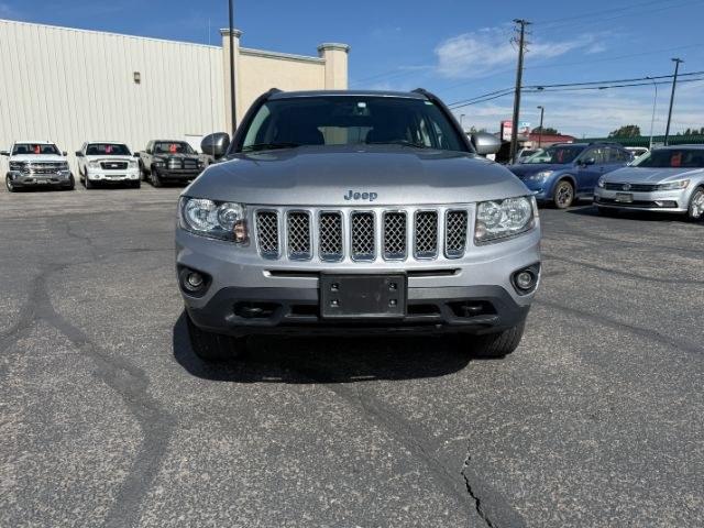 2015 GRAY /Dark Slate Gray Jeep Compass Latitude (1C4NJDEB3FD) with an 2.4L I-4 DOHC engine, AUTOMATIC transmission, located at 1235 N Woodruff Ave., Idaho Falls, 83401, (208) 523-1053, 43.507172, -112.000488 - At Timberline Auto, finding a great deal on your next vehicle is always easy! Our experienced sales staff goal is to help find you the right vehicle at the right price! Our knowledgeable finance department has options for almost any credit score. We offer extended service contract options to prot - Photo#36