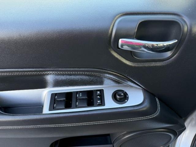 2015 GRAY /Dark Slate Gray Jeep Compass Latitude (1C4NJDEB3FD) with an 2.4L I-4 DOHC engine, AUTOMATIC transmission, located at 1235 N Woodruff Ave., Idaho Falls, 83401, (208) 523-1053, 43.507172, -112.000488 - At Timberline Auto, finding a great deal on your next vehicle is always easy! Our experienced sales staff goal is to help find you the right vehicle at the right price! Our knowledgeable finance department has options for almost any credit score. We offer extended service contract options to prot - Photo#48