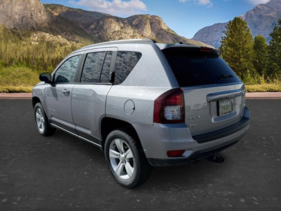2015 GRAY /Dark Slate Gray Jeep Compass Latitude (1C4NJDEB3FD) with an 2.4L I-4 DOHC engine, AUTOMATIC transmission, located at 1235 N Woodruff Ave., Idaho Falls, 83401, (208) 523-1053, 43.507172, -112.000488 - At Timberline Auto, finding a great deal on your next vehicle is always easy! Our experienced sales staff goal is to help find you the right vehicle at the right price! Our knowledgeable finance department has options for almost any credit score. We offer extended service contract options to prot - Photo#2