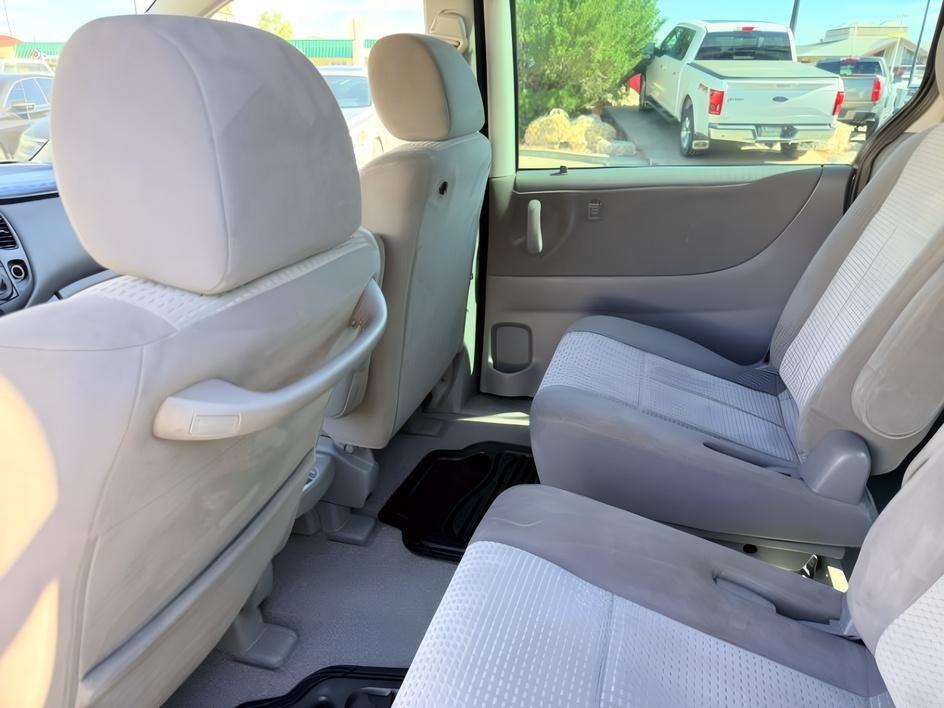 2005 SILVER /Gray Mazda MPV (JM3LW28J750) with an 3L V-6 DOHC engine, Automatic transmission, located at 1175 N Woodruff Ave, Idaho Falls, ID, 83401, 43.506901, -111.999657 - Practical passenger space and everyday versatility come together in this 2005 Mazda MPV, offering a straightforward 3 row minivan setup with seating for family, friends, or extra cargo flexibility when needed. Powered by a 3.0L V6 engine, it delivers smooth, simple performance suited for commuting,- Photo#21