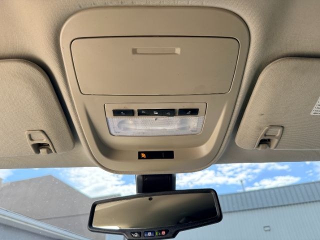 2019 WHITE /LEATHER Chevrolet Colorado (1GCGTDEN9K1) with an 36 V6 engine, Automatic transmission, located at 1175 N Woodruff Ave, Idaho Falls, ID, 83401, 43.506901, -111.999657 - Midsize truck utility and everyday versatility come together in this 2019 Chevrolet Colorado Z71 4x4, equipped with a 3.6L V6 engine and off road focused Z71 setup. Four wheel drive capability adds confidence on changing road conditions while maintaining the manageable size drivers want for daily co- Photo#48