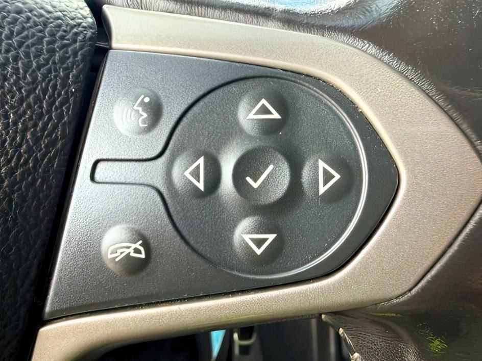 2019 WHITE /LEATHER Chevrolet Colorado (1GCGTDEN9K1) with an 36 V6 engine, Automatic transmission, located at 1175 N Woodruff Ave, Idaho Falls, ID, 83401, 43.506901, -111.999657 - Midsize truck utility and everyday versatility come together in this 2019 Chevrolet Colorado Z71 4x4, equipped with a 3.6L V6 engine and off road focused Z71 setup. Four wheel drive capability adds confidence on changing road conditions while maintaining the manageable size drivers want for daily co- Photo#21