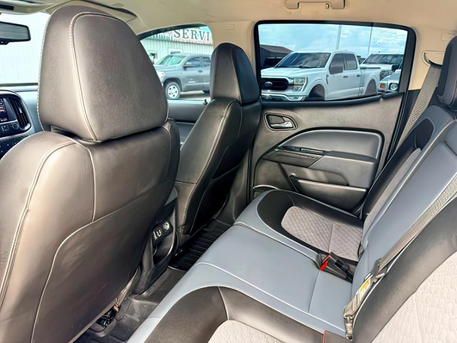 2019 WHITE /LEATHER Chevrolet Colorado (1GCGTDEN9K1) with an 36 V6 engine, Automatic transmission, located at 1175 N Woodruff Ave, Idaho Falls, ID, 83401, 43.506901, -111.999657 - Midsize truck utility and everyday versatility come together in this 2019 Chevrolet Colorado Z71 4x4, equipped with a 3.6L V6 engine and off road focused Z71 setup. Four wheel drive capability adds confidence on changing road conditions while maintaining the manageable size drivers want for daily co- Photo#27