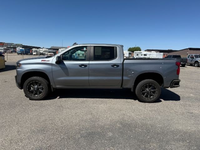 photo of 2021 Chevrolet Silverado 1500 4WD Crew Cab Short Bed LT Trail Boss