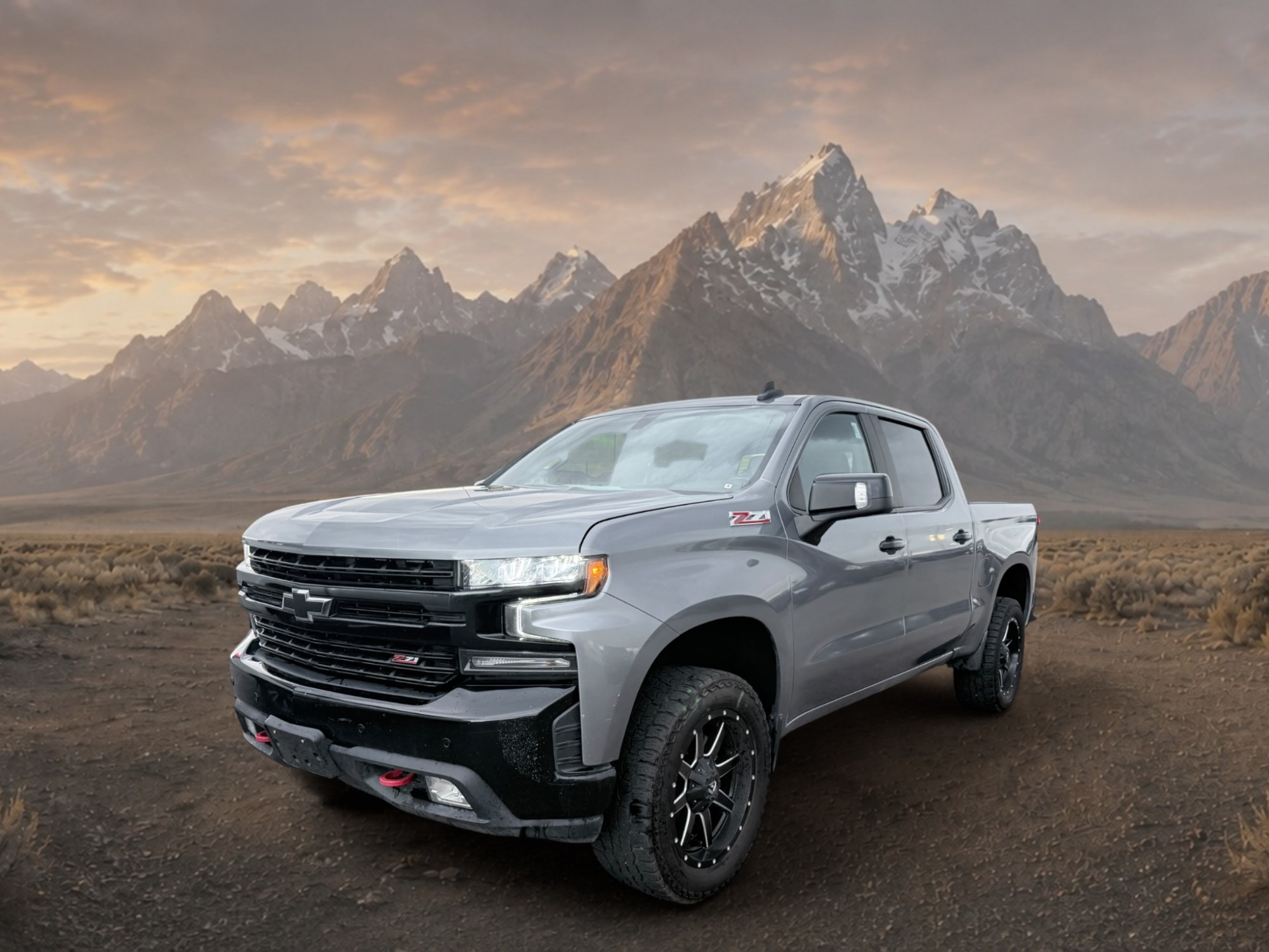 photo of 2021 Chevrolet Silverado 1500 4WD Crew Cab Short Bed LT Trail Boss