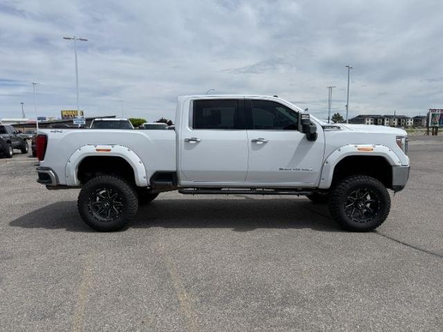 2022 WHITE /Jet Black GMC Sierra 2500HD (1GT49NE77NF) with an 66L V8 OHV 16V engine, Automatic transmission, located at 1175 N Woodruff Ave, Idaho Falls, ID, 83401, 43.506901, -111.999657 - At Timberline Auto, finding a great deal on your next vehicle is always easy! Our experienced sales staff goal is to help find you the right vehicle at the right price! Our knowledgeable finance department has options for almost any credit score. We offer extended service contract options to prot - Photo#9