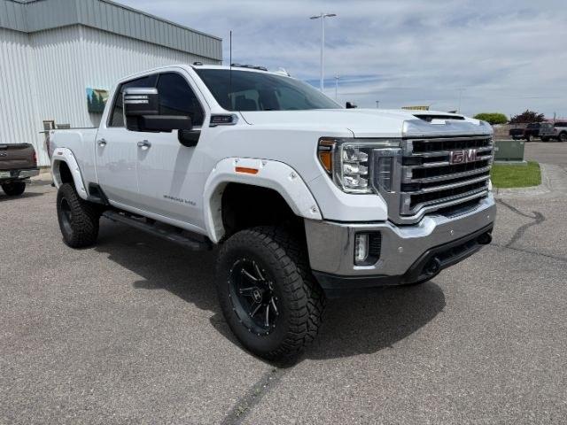 2022 WHITE /Jet Black GMC Sierra 2500HD (1GT49NE77NF) with an 66L V8 OHV 16V engine, Automatic transmission, located at 1175 N Woodruff Ave, Idaho Falls, ID, 83401, 43.506901, -111.999657 - At Timberline Auto, finding a great deal on your next vehicle is always easy! Our experienced sales staff goal is to help find you the right vehicle at the right price! Our knowledgeable finance department has options for almost any credit score. We offer extended service contract options to prot - Photo#10