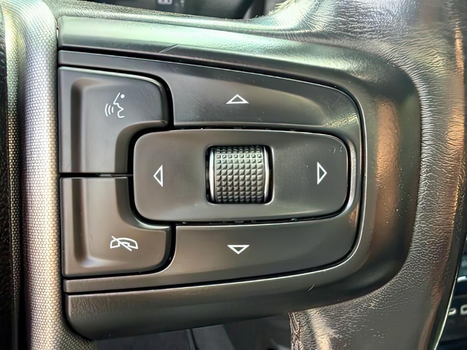 2022 WHITE /Jet Black GMC Sierra 2500HD SLT Crew Cab 4WD (1GT49NE77NF) with an 6.6L V8 OHV 16V engine, 6-Speed Automatic transmission, located at 1235 N Woodruff Ave., Idaho Falls, 83401, (208) 523-1053, 43.507172, -112.000488 - At Timberline Auto, finding a great deal on your next vehicle is always easy! Our experienced sales staff goal is to help find you the right vehicle at the right price! Our knowledgeable finance department has options for almost any credit score. We offer extended service contract options to prot - Photo#21
