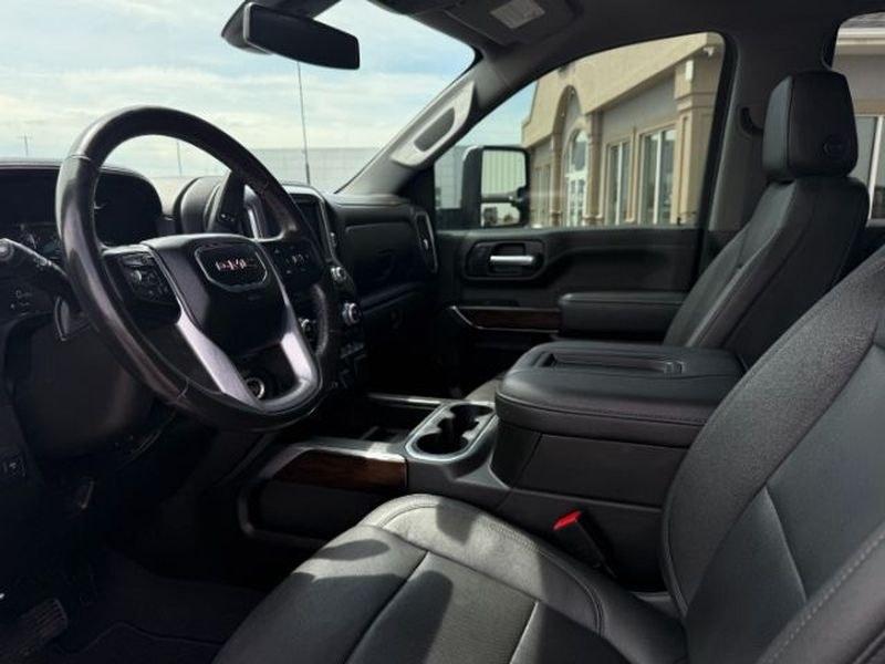 2022 WHITE /Jet Black GMC Sierra SLT (1GT49NE77NF) with an V8, 6.6L engine, 6-Speed Automatic transmission, located at 1175 N Woodruff Ave, Idaho Falls, ID, 83401, 43.506901, -111.999657 - <b>Vehicle Details</b><br>Take on tough jobs and weekend adventures with confidence in this **pre-owned 2022 GMC Sierra 2500 SLT 4WD**. With just **39,314 miles**, this powerful heavy-duty pickup is built to deliver the strength, comfort, and capability drivers want in a premium truck. Under the hoo- Photo#15