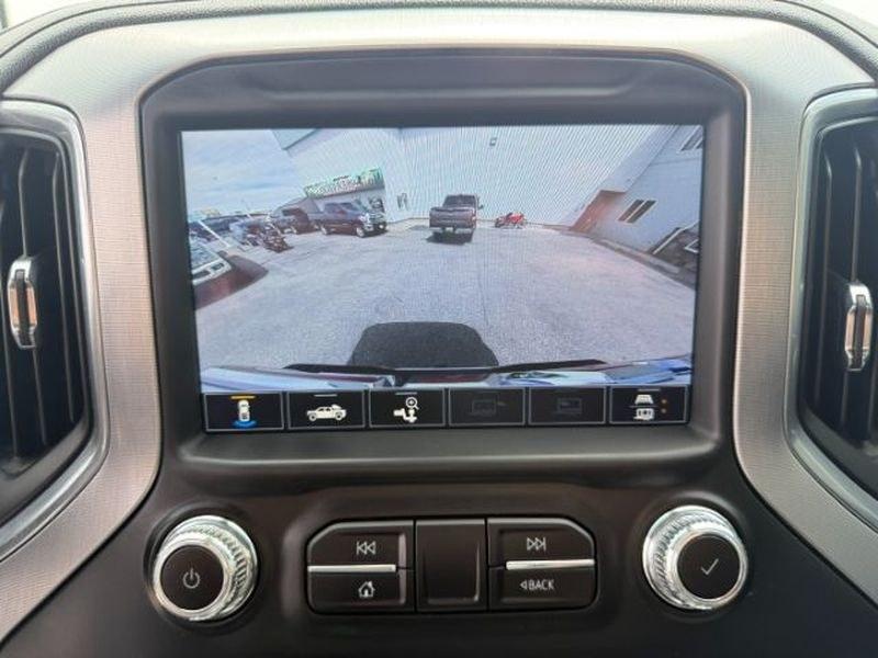 2022 WHITE /Jet Black GMC Sierra SLT (1GT49NE77NF) with an V8, 6.6L engine, 6-Speed Automatic transmission, located at 1175 N Woodruff Ave, Idaho Falls, ID, 83401, 43.506901, -111.999657 - <b>Vehicle Details</b><br>Take on tough jobs and weekend adventures with confidence in this **pre-owned 2022 GMC Sierra 2500 SLT 4WD**. With just **39,314 miles**, this powerful heavy-duty pickup is built to deliver the strength, comfort, and capability drivers want in a premium truck. Under the hoo- Photo#18