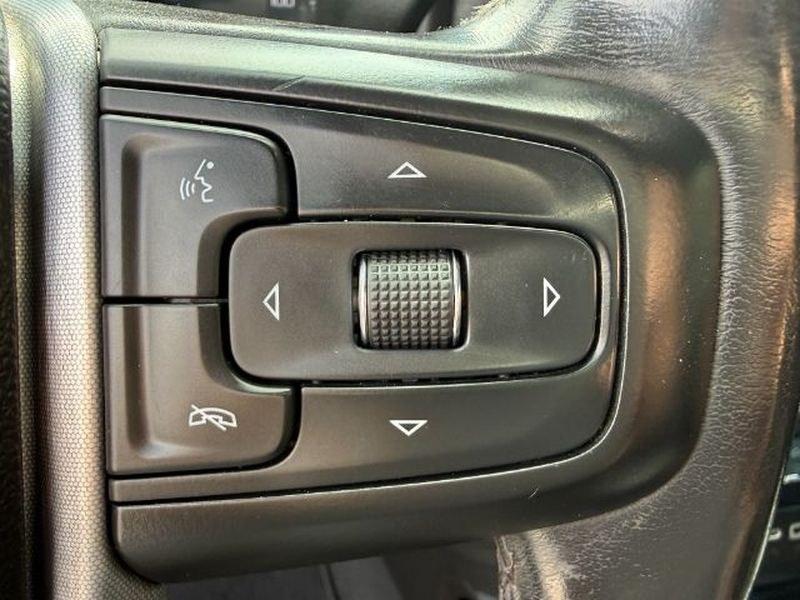 2022 WHITE /Jet Black GMC Sierra SLT (1GT49NE77NF) with an V8, 6.6L engine, 6-Speed Automatic transmission, located at 1175 N Woodruff Ave, Idaho Falls, ID, 83401, 43.506901, -111.999657 - <b>Vehicle Details</b><br>Take on tough jobs and weekend adventures with confidence in this **pre-owned 2022 GMC Sierra 2500 SLT 4WD**. With just **39,314 miles**, this powerful heavy-duty pickup is built to deliver the strength, comfort, and capability drivers want in a premium truck. Under the hoo- Photo#21