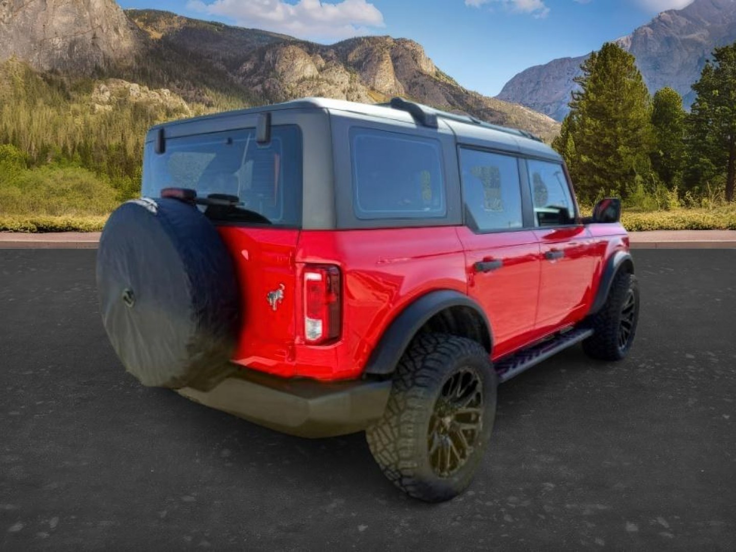 2023 RED /CLOTH Ford Bronco (1FMDE5BH4PL) with an 23L I4 TURBO engine, Automatic transmission, located at 1175 N Woodruff Ave, Idaho Falls, ID, 83401, 43.506901, -111.999657 - At Timberline Auto, finding a great deal on your next vehicle is always easy! Our experienced sales staff goal is to help find you the right vehicle at the right price! Our knowledgeable finance department has options for almost any credit score. We offer extended service contract options to prot- Photo#7