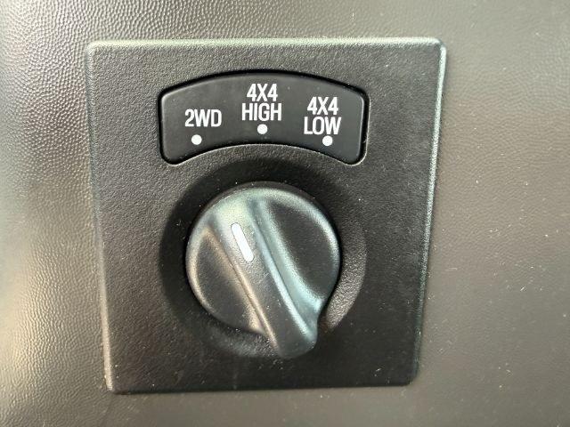 2002 BLACK /Medium Flint Ford F-350 LARIAT (1FTSW31F32E) with an Powerstroke 7.3L V-8 diesel direct injection engine, AUTOMATIC transmission, located at 1235 N Woodruff Ave., Idaho Falls, 83401, (208) 523-1053, 43.507172, -112.000488 - At Timberline Auto, finding a great deal on your next vehicle is always easy! Our experienced sales staff goal is to help find you the right vehicle at the right price! Our knowledgeable finance department has options for almost any credit score. We offer extended service contract options to prot - Photo#40