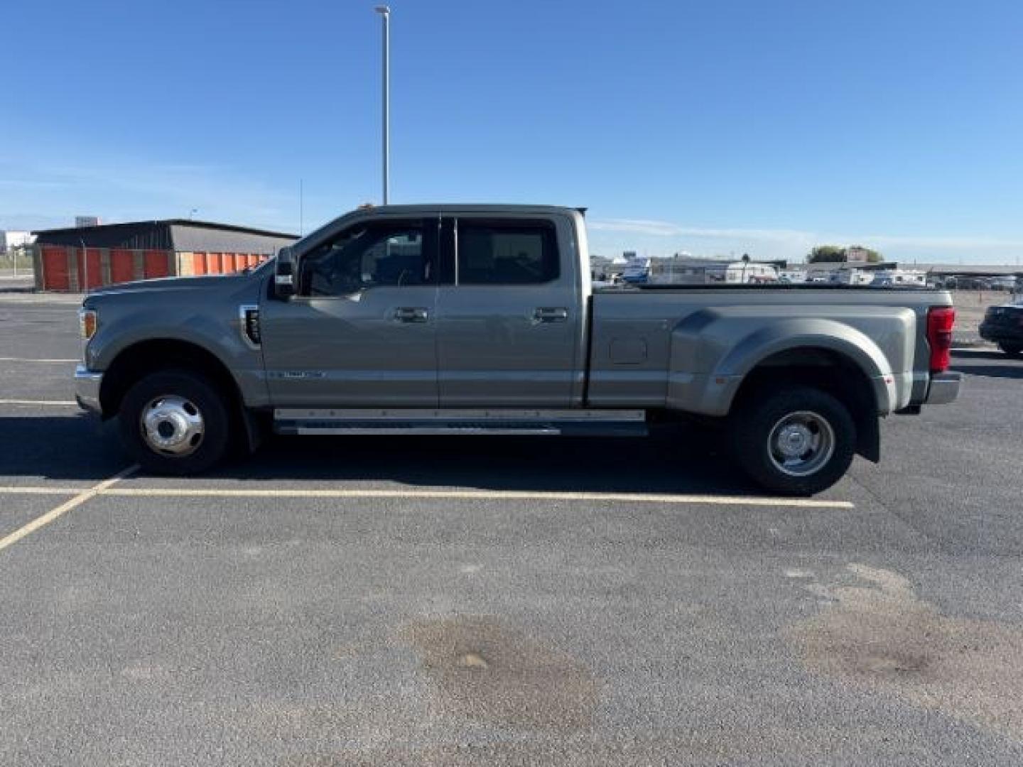 2019 GRAY /Black Ford F-350 (1FT8W3DT0KE) with an Powerstroke 67L V-8 diesel direct injection engine, Automatic transmission, located at 1175 N Woodruff Ave, Idaho Falls, ID, 83401, 43.506901, -111.999657 - At Timberline Auto, finding a great deal on your next vehicle is always easy! Our experienced sales staff goal is to help find you the right vehicle at the right price! Our knowledgeable finance department has options for almost any credit score. We offer extended service contract options to prot - Photo#1