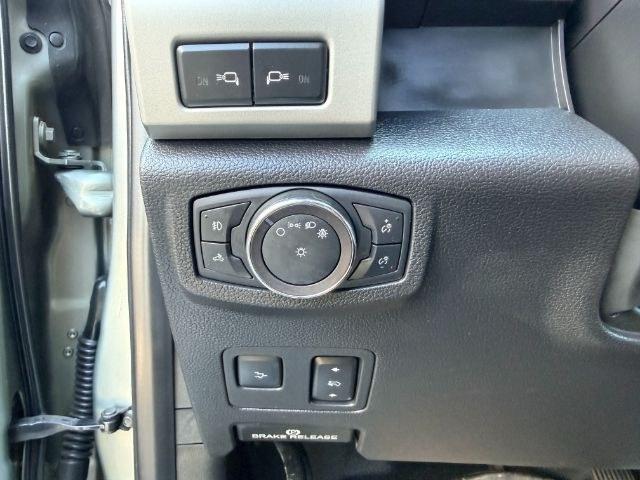 2019 GRAY /Black Ford F-350 LARIAT (1FT8W3DT0KE) with an Powerstroke 6.7L V-8 diesel direct injection engine, AUTOMATIC transmission, located at 1235 N Woodruff Ave., Idaho Falls, 83401, (208) 523-1053, 43.507172, -112.000488 - This 2019 Ford F-350 Super Duty dually is built for serious towing, hauling, and heavy-duty capability. Powered by a 6.7L Power Stroke diesel, it delivers the torque and strength needed for large trailers, equipment, and demanding workloads. Dual rear wheels add extra stability and confidence when p- Photo#51