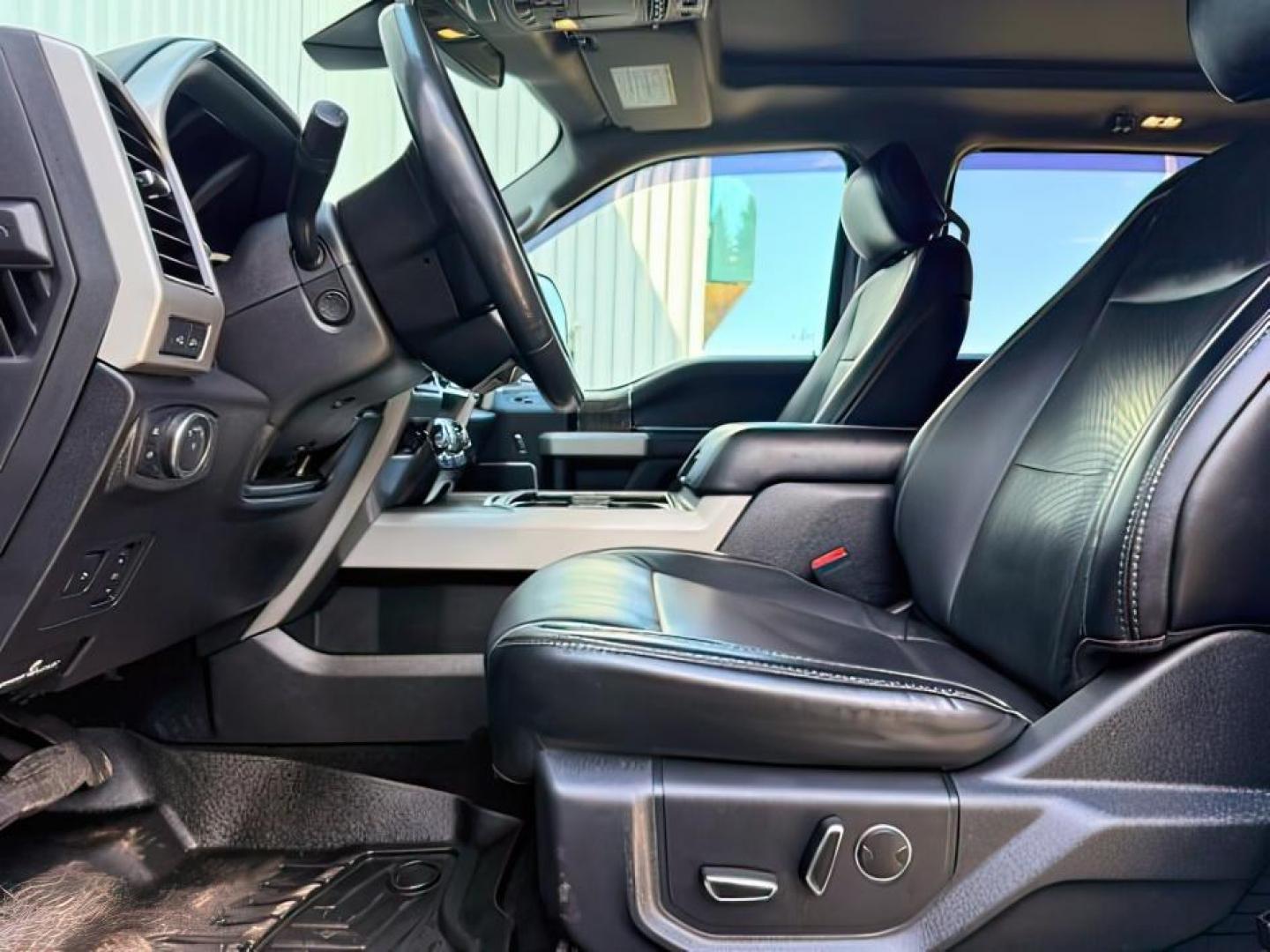 2019 GRAY /Black Ford F-350 (1FT8W3DT0KE) with an Powerstroke 67L V-8 diesel direct injection engine, Automatic transmission, located at 1175 N Woodruff Ave, Idaho Falls, ID, 83401, 43.506901, -111.999657 - This 2019 Ford F-350 Super Duty dually is built for serious towing, hauling, and heavy-duty capability. Powered by a 6.7L Power Stroke diesel, it delivers the torque and strength needed for large trailers, equipment, and demanding workloads. Dual rear wheels add extra stability and confidence when p- Photo#13