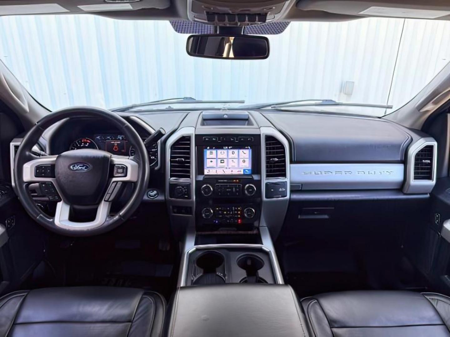 2019 GRAY /Black Ford F-350 (1FT8W3DT0KE) with an Powerstroke 67L V-8 diesel direct injection engine, Automatic transmission, located at 1175 N Woodruff Ave, Idaho Falls, ID, 83401, 43.506901, -111.999657 - This 2019 Ford F-350 Super Duty dually is built for serious towing, hauling, and heavy-duty capability. Powered by a 6.7L Power Stroke diesel, it delivers the torque and strength needed for large trailers, equipment, and demanding workloads. Dual rear wheels add extra stability and confidence when p- Photo#25