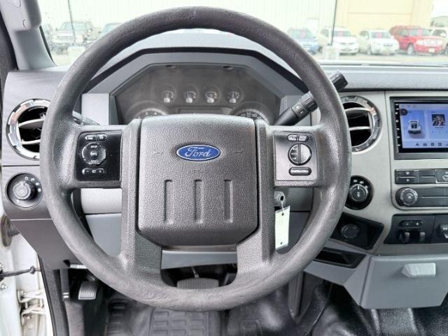 2015 WHITE /CLOTH Ford F-250 (1FT7W2B60FE) with an 62 V8 engine, Automatic transmission, located at 1175 N Woodruff Ave, Idaho Falls, ID, 83401, 43.506901, -111.999657 - This 2015 Ford F-250 Super Duty Crew Cab 4x4 is powered by a 6.2L V8 gas engine built for towing, hauling, and heavy duty use. The 3/4 ton platform gives it the strength needed for trailers, equipment, and demanding workloads while still keeping a usable crew cab layout for passengers. Four wheel dr- Photo#36