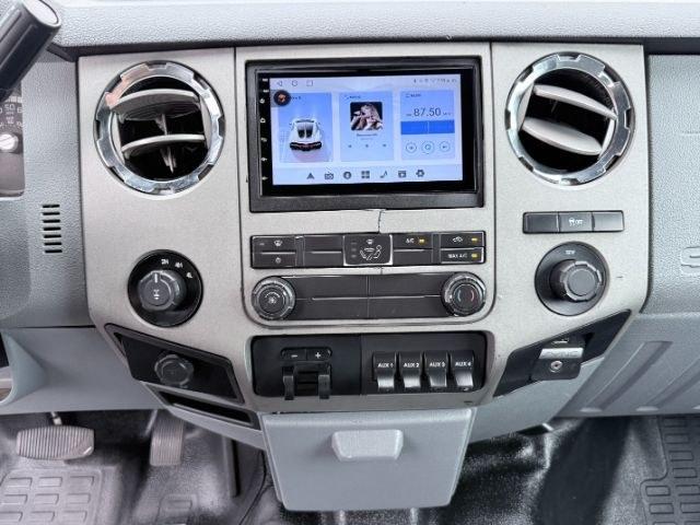 2015 WHITE /CLOTH Ford F-250 (1FT7W2B60FE) with an 62 V8 engine, Automatic transmission, located at 1175 N Woodruff Ave, Idaho Falls, ID, 83401, 43.506901, -111.999657 - This 2015 Ford F-250 Super Duty Crew Cab 4x4 is powered by a 6.2L V8 gas engine built for towing, hauling, and heavy duty use. The 3/4 ton platform gives it the strength needed for trailers, equipment, and demanding workloads while still keeping a usable crew cab layout for passengers. Four wheel dr- Photo#37